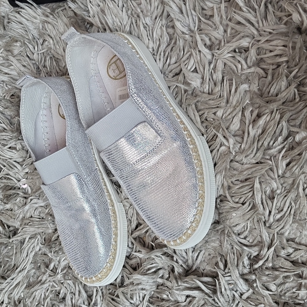 Loafers l new l size 37 l designer l silver l